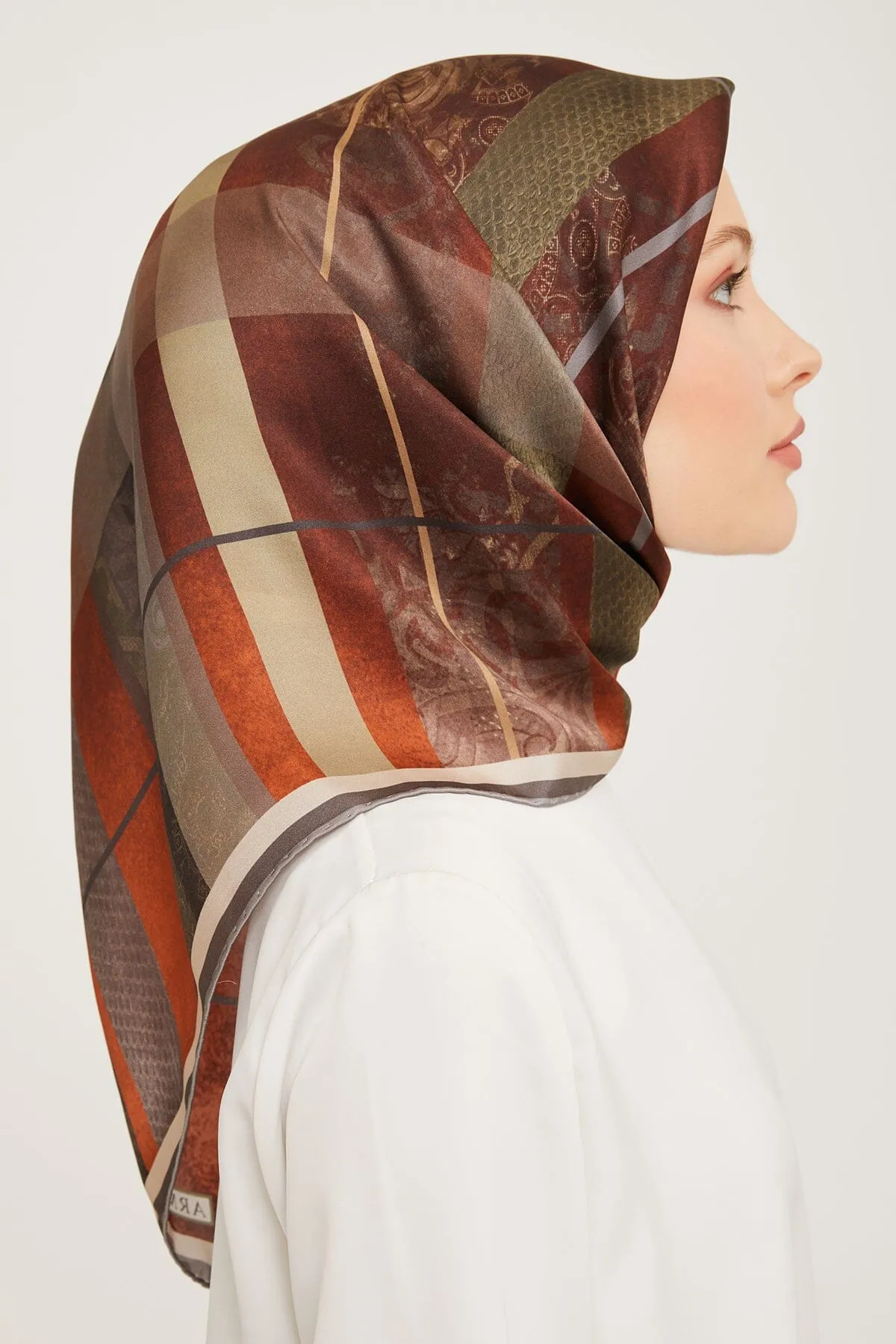 Armine Srisuri Elegant Silk Scarf #53