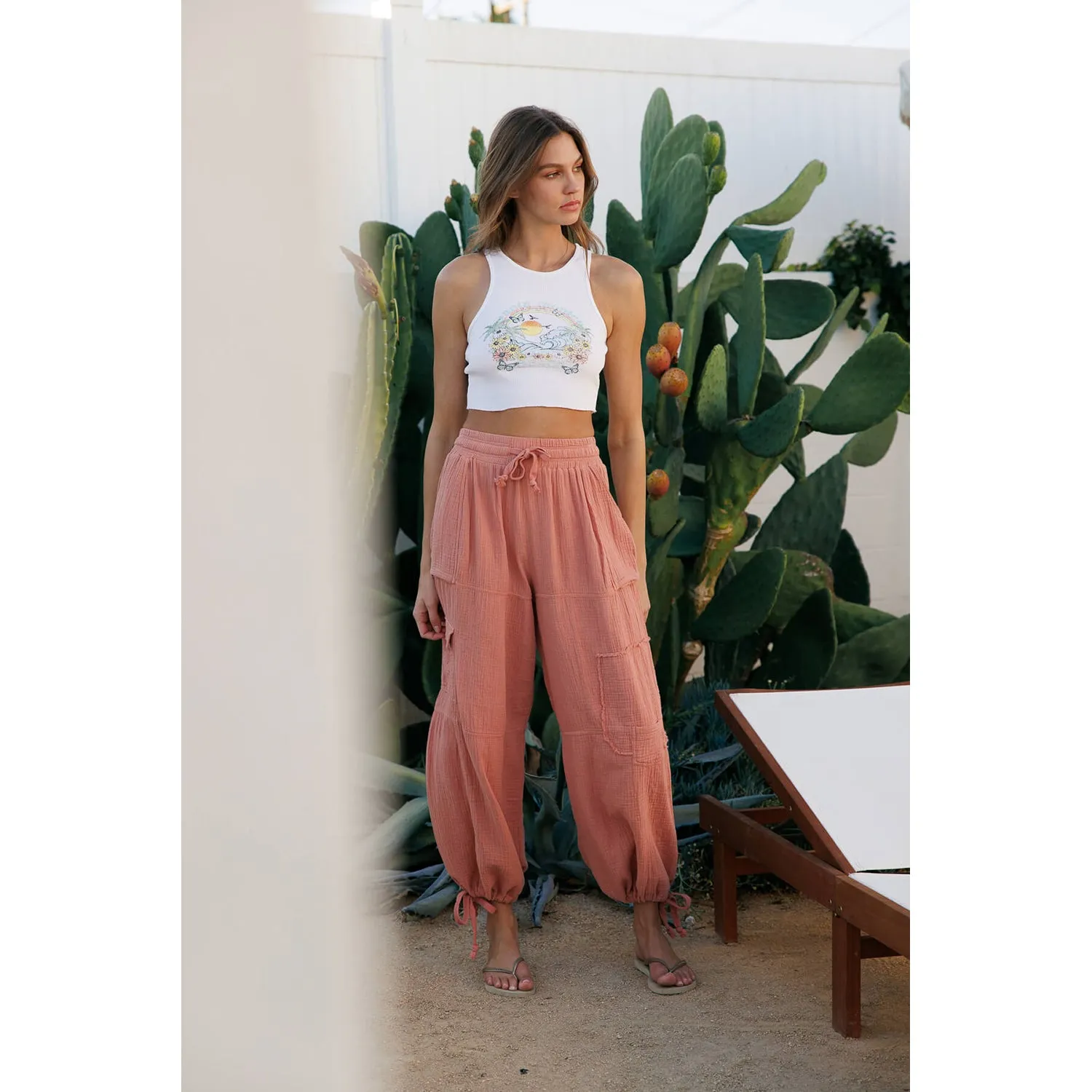 Crinkle Gauze Cargo 2-In-1 Drawstring Tie Hem Jogger - Coral