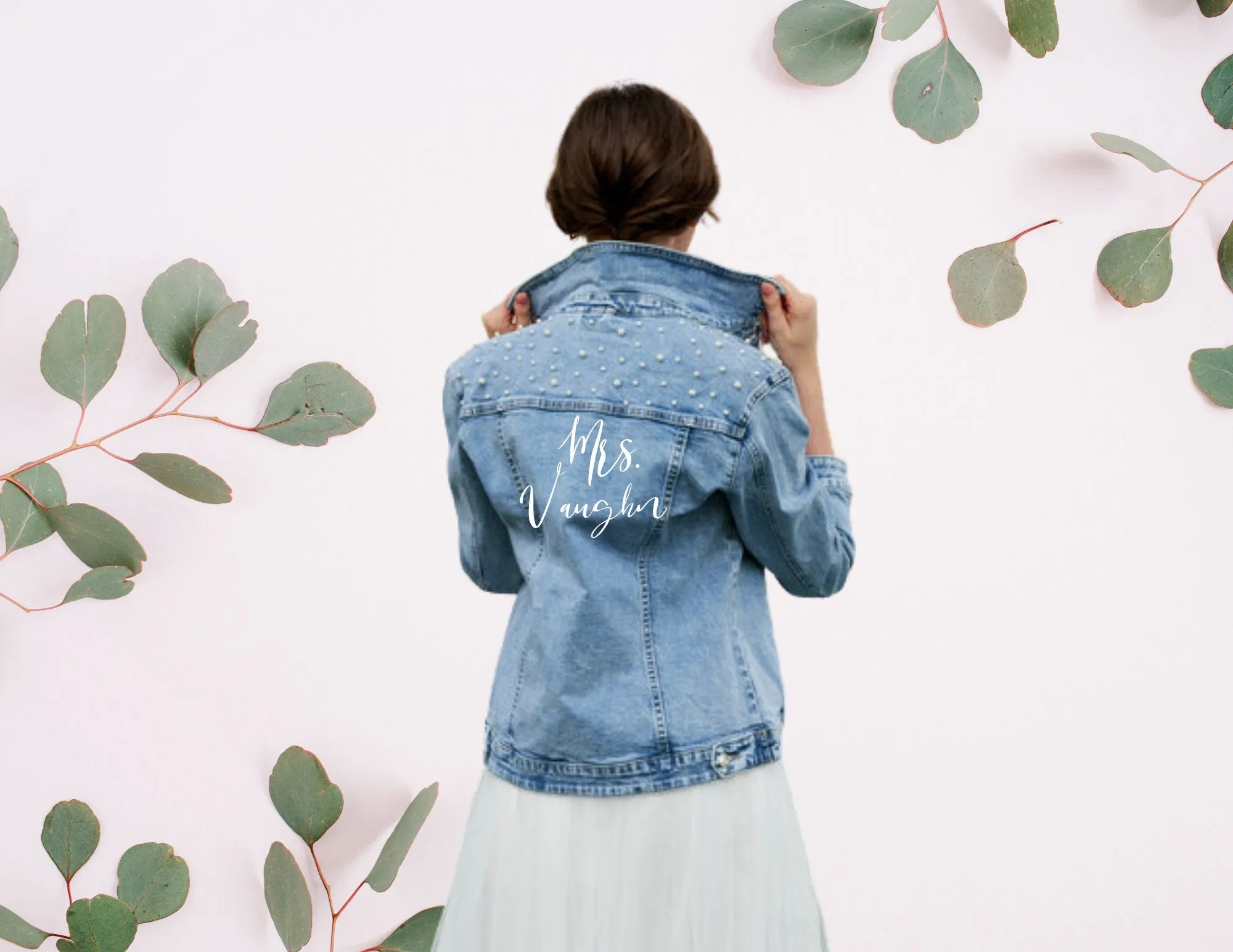 Custom Pearl Denim Jacket Mrs, Custom jacket for bride, Bridesmaid Denim jacket, Bridal party denim jacket
