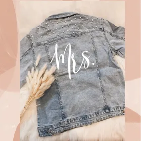 Custom Pearl Denim Jacket Mrs, Custom jacket for bride, Bridesmaid Denim jacket, Bridal party denim jacket