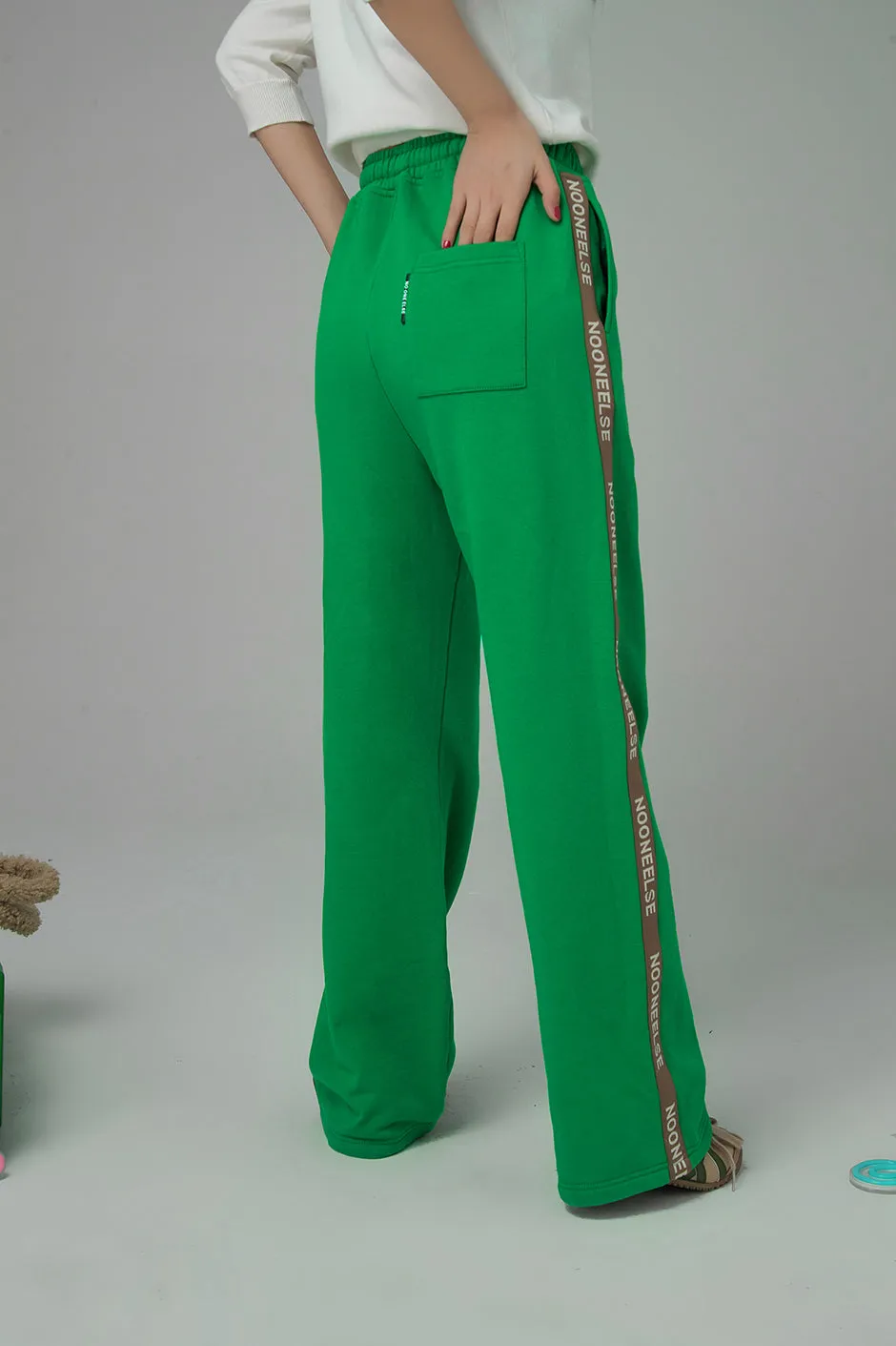 Does The Mind Wander Wide Pants