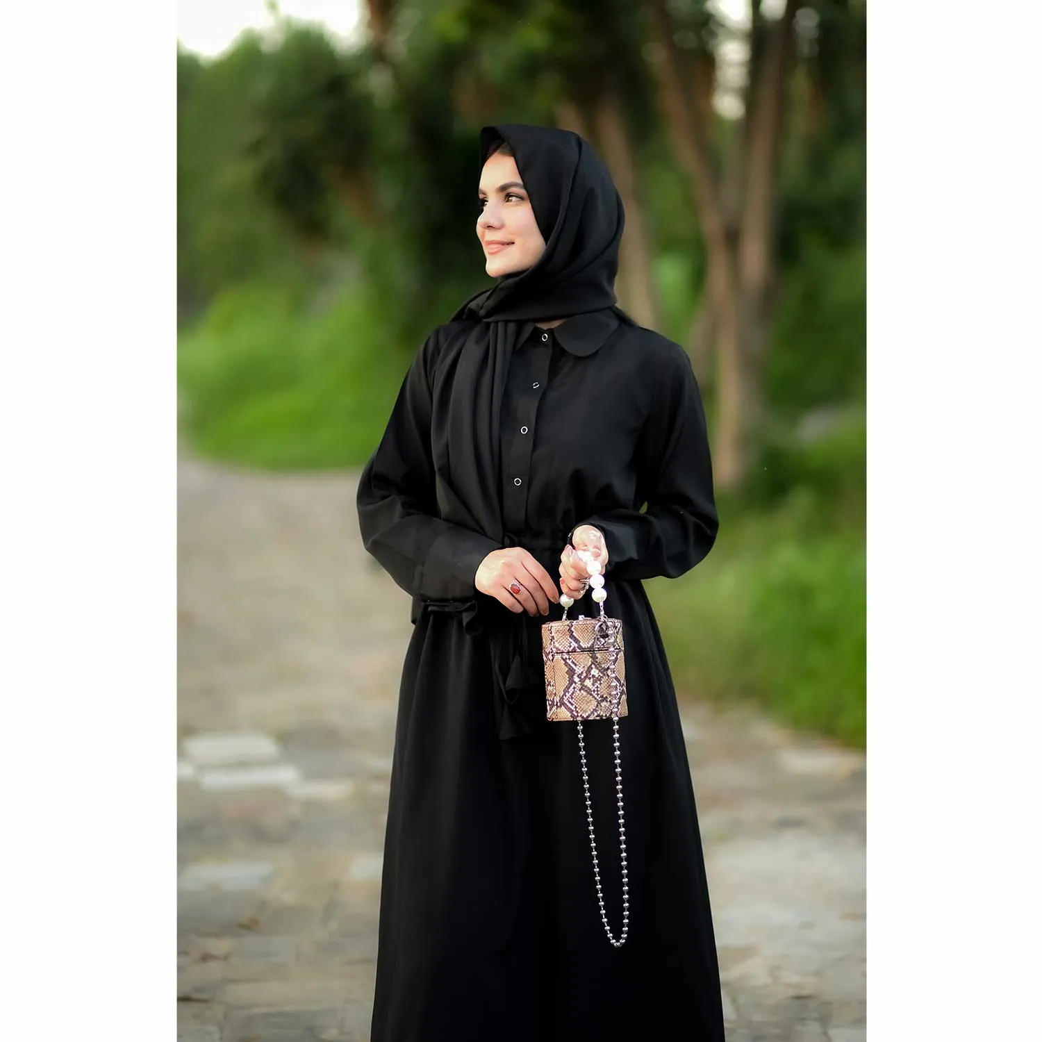 Elegant Maxi Abaya (Black)