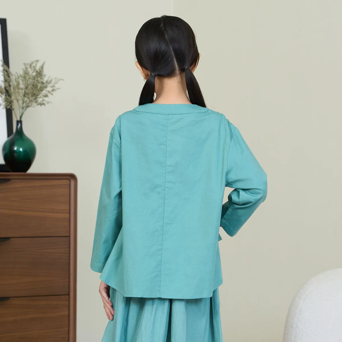 Girl V-Neck Flowy Blouse
