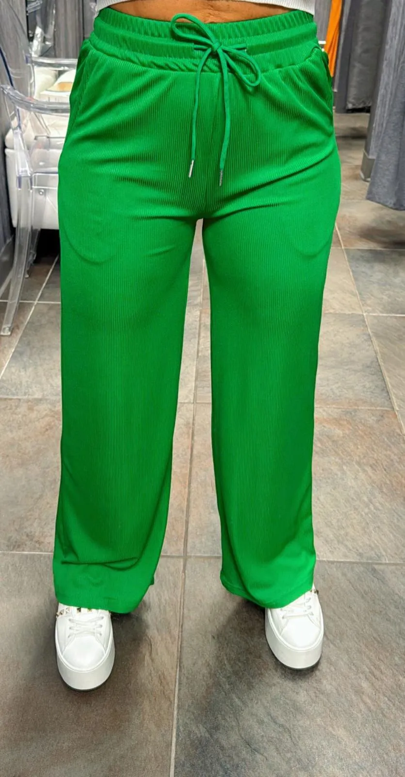 VE01 Stretchy ribbed wide leg pants